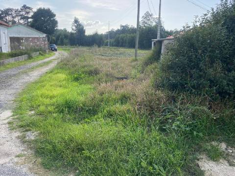 Terreno 3.486m2 em zona urbana Pataias 