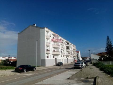 Terreno c/ projeto, Samora Correia