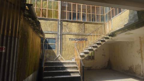 Prédio para recuperar centro de Avelar, Ansião