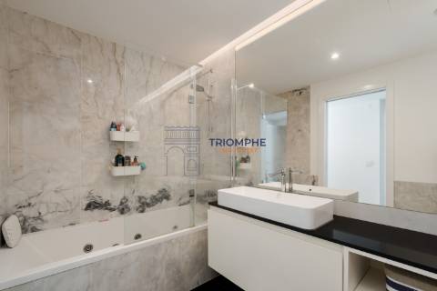 Apartamento T2 em Condomínio Fechado Lux Garden – junto ao Estádio da Luz