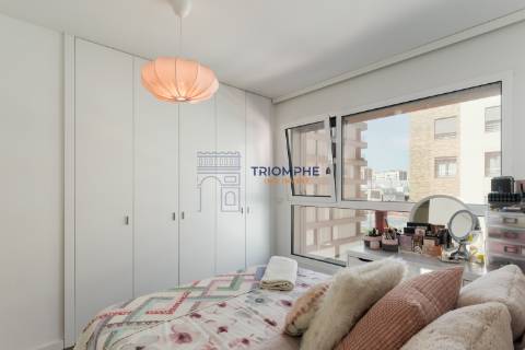 Apartamento T2 em Condomínio Fechado Lux Garden – junto ao Estádio da Luz