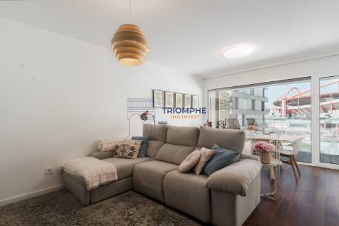 Apartamento T2 em Condomínio Fechado Lux Garden – junto ao Estádio da Luz
