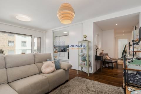 Apartamento T2 em Condomínio Fechado Lux Garden – junto ao Estádio da Luz