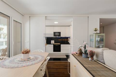 Apartamento T2 em Condomínio Fechado Lux Garden – junto ao Estádio da Luz