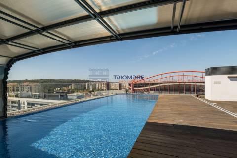 Apartamento T2 em Condomínio Fechado Lux Garden – junto ao Estádio da Luz