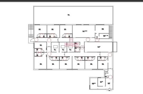 Armazém Industrial c/ 2.100m2 de Terreno, Mendiga, Porto de Mós