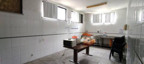 Armazém 718m2, 2 Pisos, 6 Salas Marinha Grande