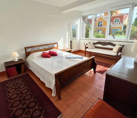 Apartamento T2 Estoril Parqueamento 1 viatura