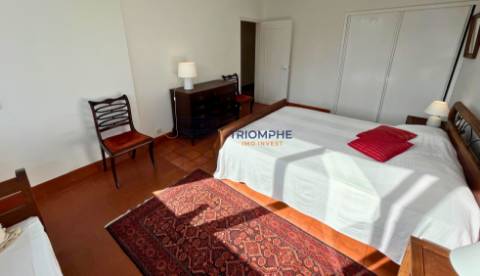 Apartamento T2 Estoril Parqueamento 1 viatura