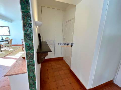 Apartamento T2 Estoril Parqueamento 1 viatura