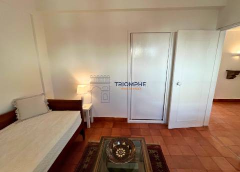 Apartamento T2 Estoril Parqueamento 1 viatura