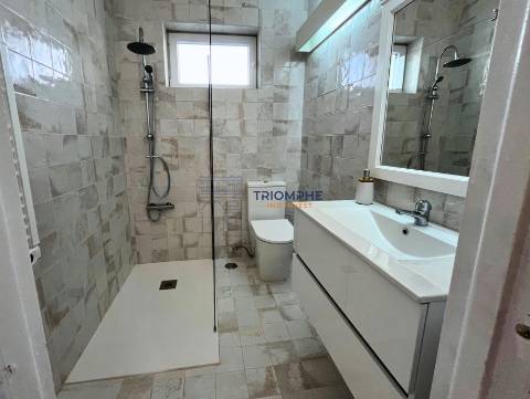 Apartamento T2 Estoril Parqueamento 1 viatura