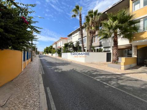 Apartamento T2 Estoril Parqueamento 1 viatura