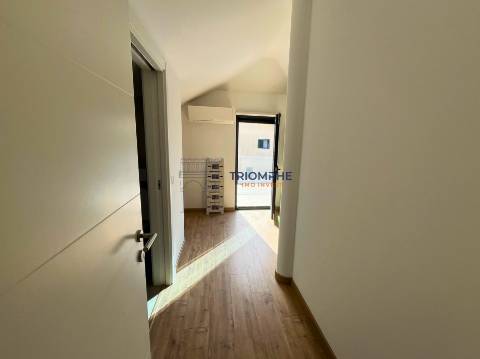 Moradia T4 Arquitetura Moderna Abóboda – Conforto, Estilo e Sustentabilidade