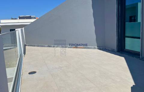 Moradia T4 Arquitetura Moderna Abóboda – Conforto, Estilo e Sustentabilidade