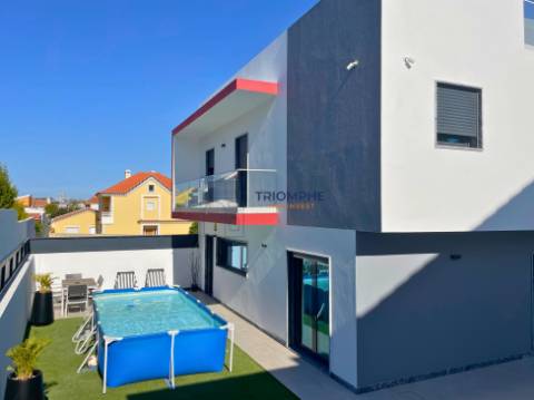 Moradia T4 Arquitetura Moderna Abóboda – Conforto, Estilo e Sustentabilidade