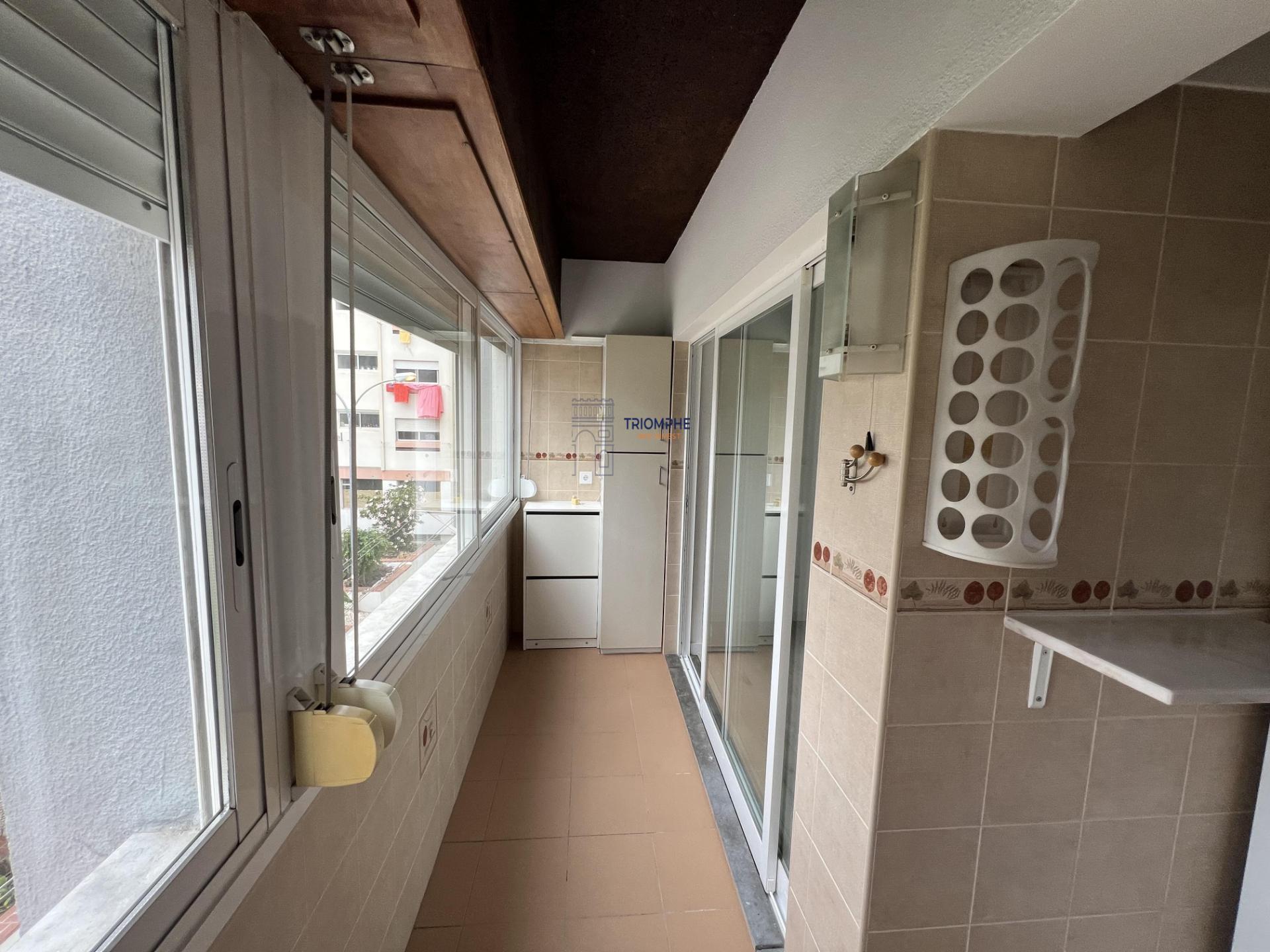 Apartamento T3 Linda-a-Velha