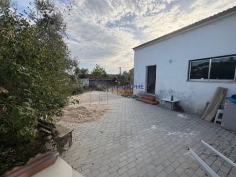 Moradia T4 Geminada Tomar