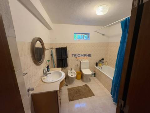 Moradia T4 Geminada Tomar