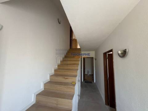 Moradia T4 Geminada Tomar