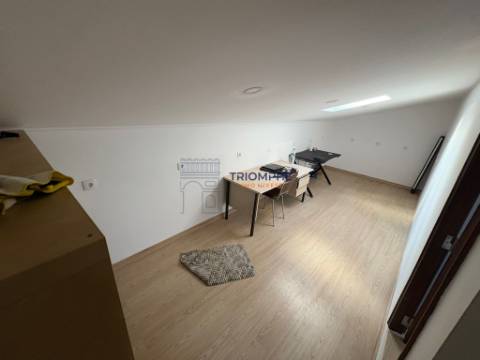 Moradia T4 Geminada Tomar