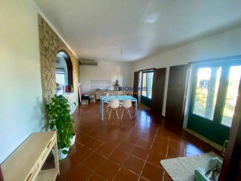 Moradia T4 Batalha-Torre