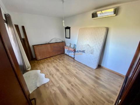 Moradia T4 Batalha-Torre