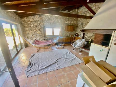 Moradia T4 Batalha-Torre