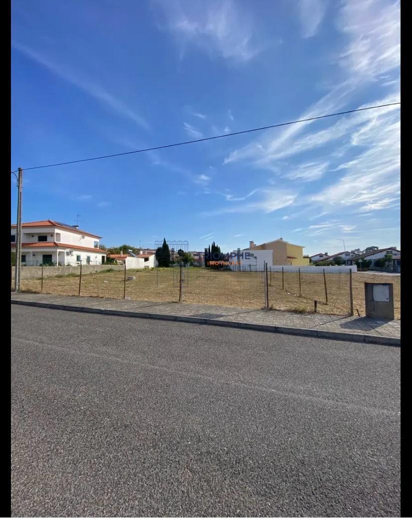 Terreno Urbano 1350 m2 Montalvo Constância