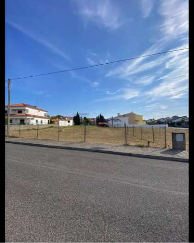 Terreno Urbano 1350 m2 Montalvo Constância