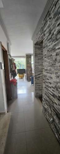 Moradia T4 em banda Vista Mar Caxias