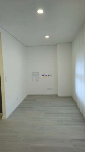 T2 renovado com terraço de 86m2 e garagem, Casal de Cambra