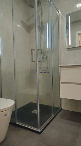 T2 renovado com terraço de 86m2 e garagem, Casal de Cambra