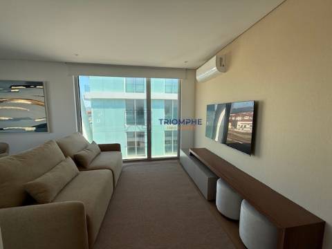 Apartamento T1 com Piscina em São Martinho do Porto