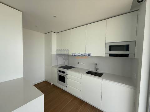 Apartamento T1 com Piscina em São Martinho do Porto