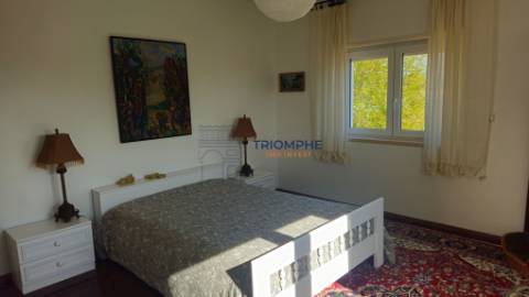 Moradia T4+1 Tomar, terreno de 1140m2