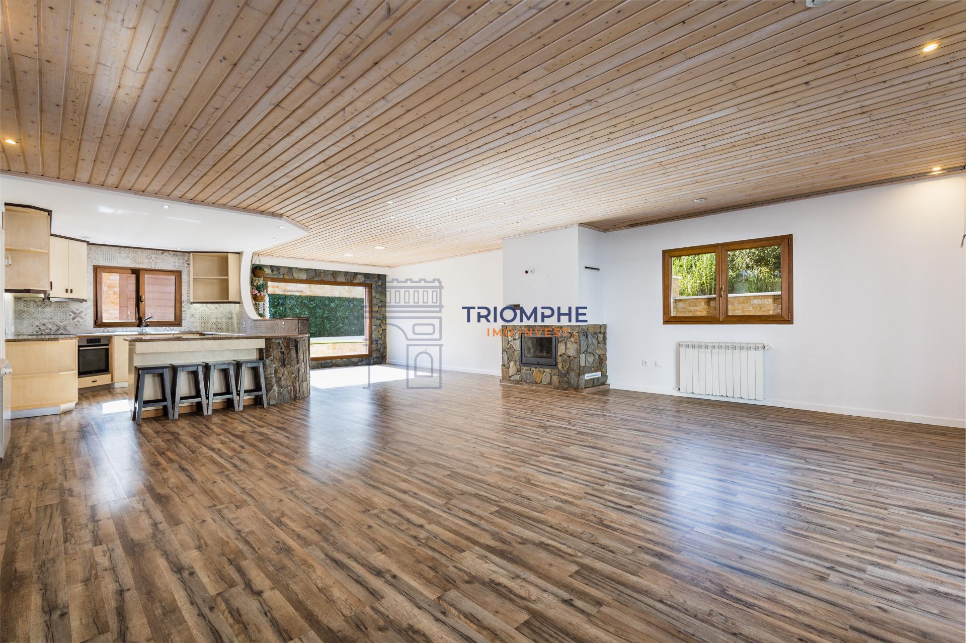 Moradia T4 - Piscina Aquecida - Leiria