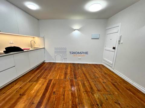 Duplex Renovado - Alfama