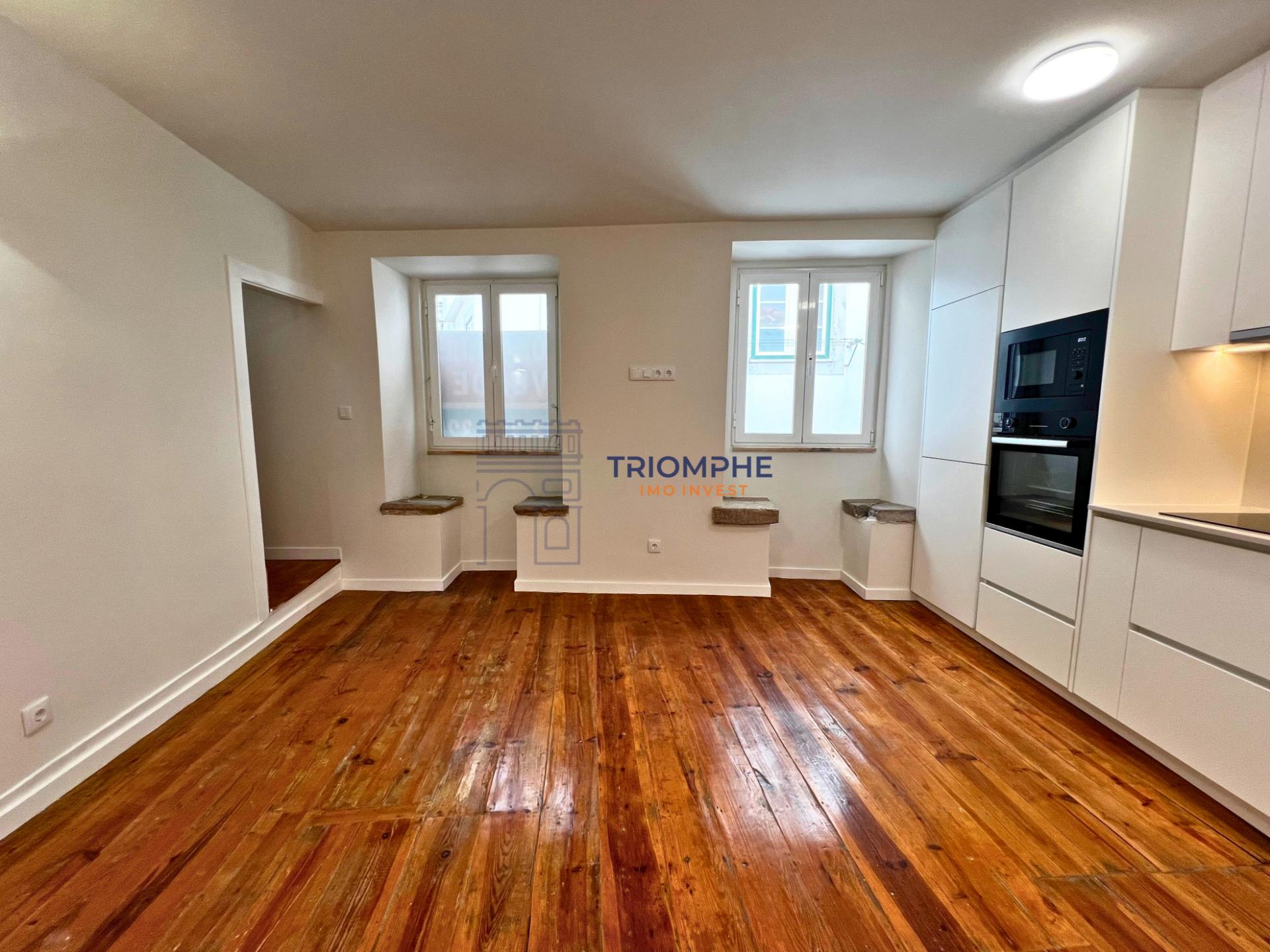 Duplex Renovado - Alfama