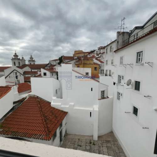 Duplex Renovado - Alfama