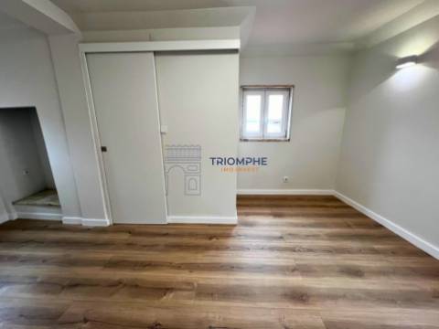 Duplex Renovado - Alfama