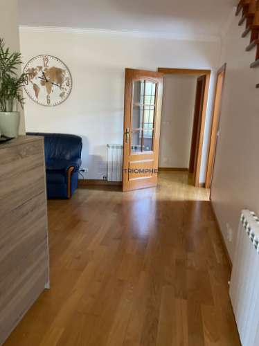 Moradia Geminada T4 - Leiria