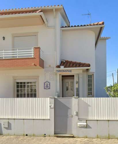 Moradia Geminada T4 - Leiria