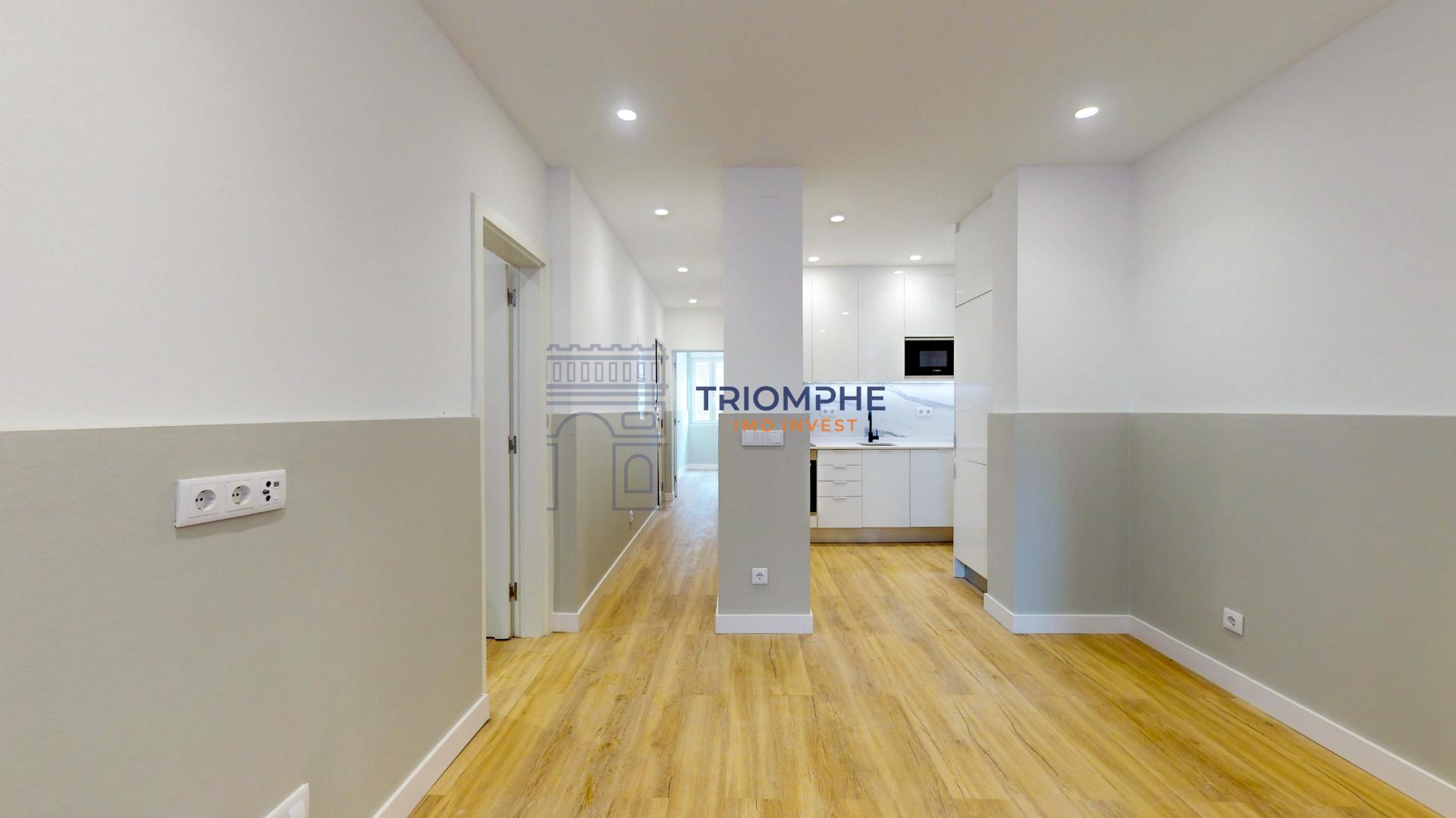 Apartamento T2 Renovado - Campolide