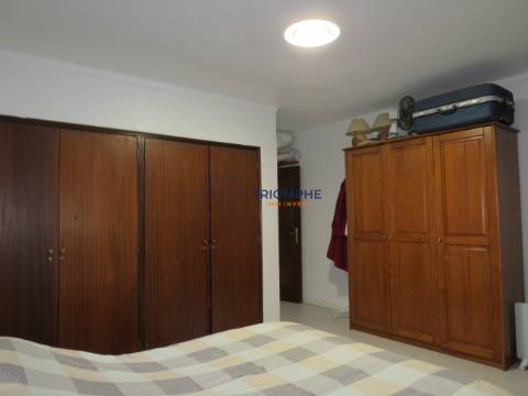 T3 Centro da Marinha Grande - Garagem e Pátio Privativo