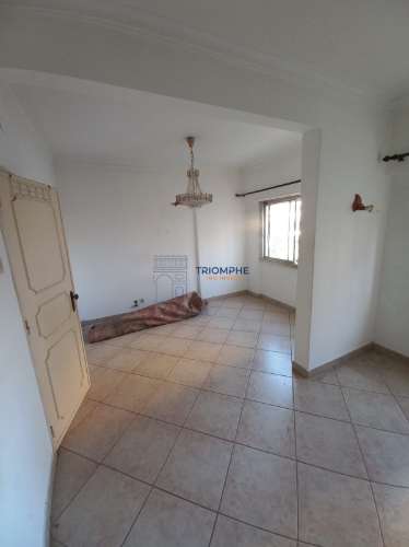 Apartamento T4 - Odivelas - Investimento
