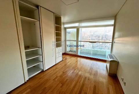 T2 Duplex - Vista Panorâmica, Estacionamento Duplo e Portaria 24h