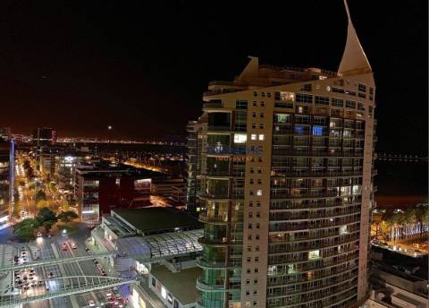 T2 Duplex - Vista Panorâmica, Estacionamento Duplo e Portaria 24h