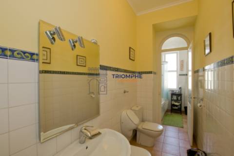 Apartamento T6 Arroios