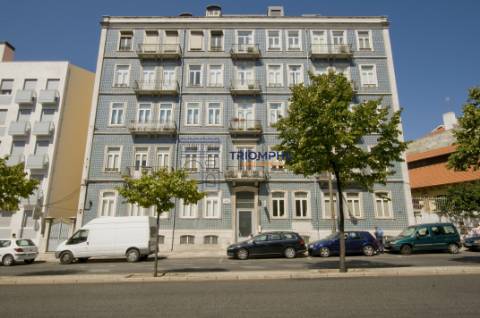 Apartamento T6 Arroios